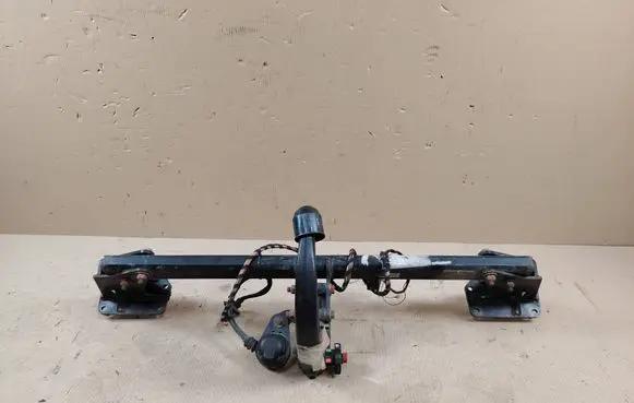 Mercedes-Benz CLA C117 X117 W117 Tow bar set 55R013658
