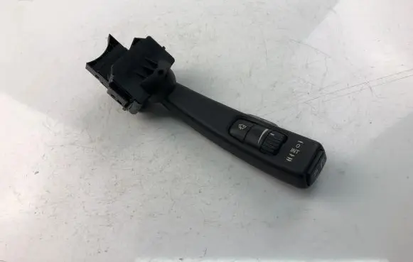 Volvo V70 Indicator stalk 17D770