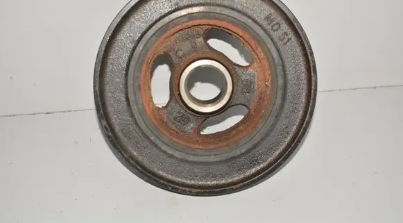 BMW 5 E39 Crankshaft pulley 7513862