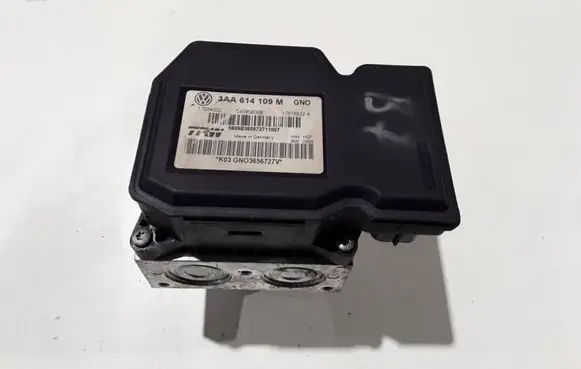 Volkswagen PASSAT B7 ABS Pump 3AA614109M 17654032