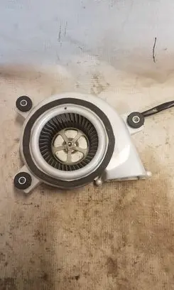 Lexus RX 330 - 350 - 400H Hybrid/electric vehicle battery fan G923048010 1172003942