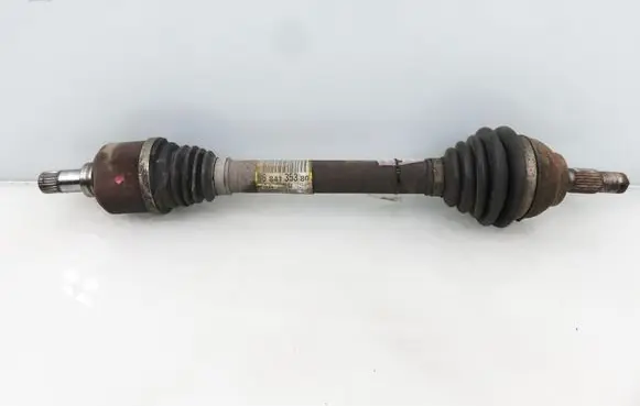 Peugeot 2008 I Front driveshaft 9684135380