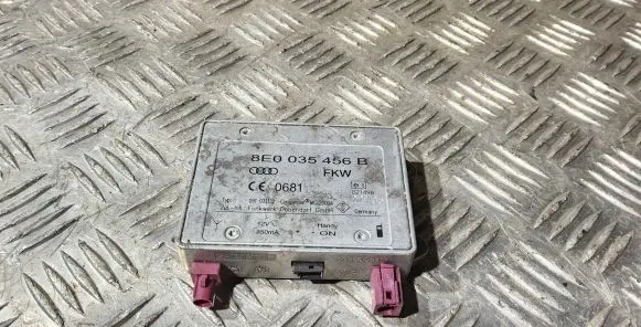 Antenna control unit