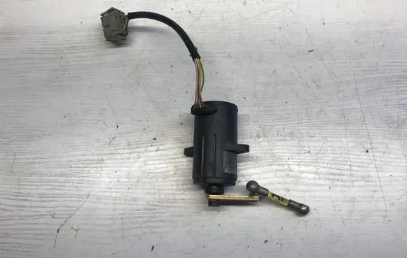 Opel Omega B2 Accelerator pedal position sensor 0205001039 765202149