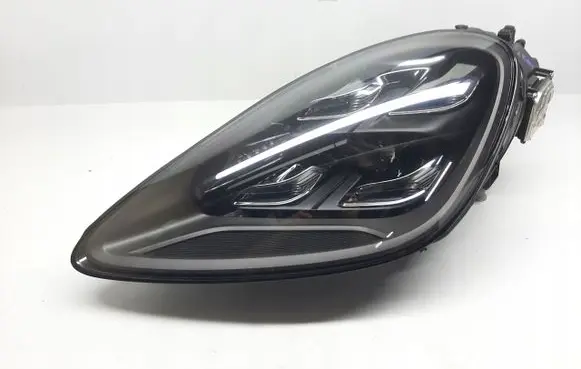 Porsche Cayenne (9Y0 9Y3) Headlight/headlamp 9Y0941035J