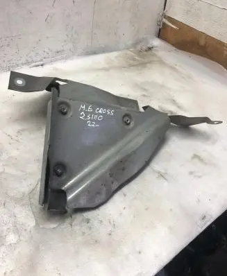 Mitsubishi Eclipse Cross Other engine bay part