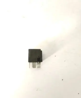Mercedes-Benz E W211 Other relay 4RA00779100 A0025421319