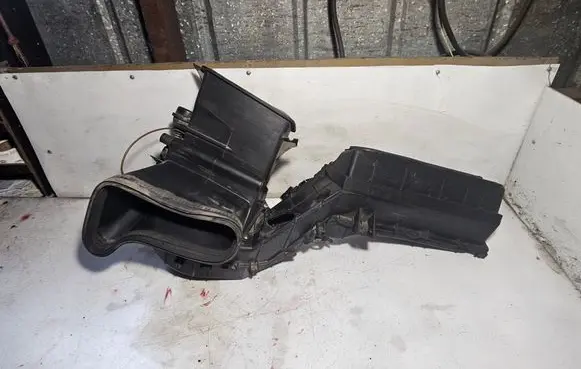 Mercedes-Benz Sprinter W901 W902 W903 W904 Interior heater climate box assembly housing 650565D