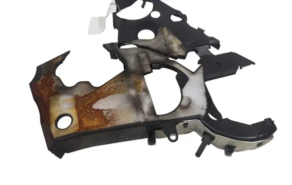 Audi A1 Timing belt guard (cover) 03L109145B