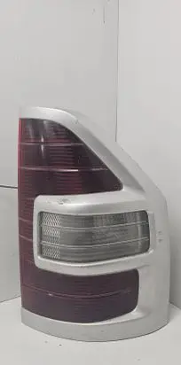 Mitsubishi Pajero Rear/tail lights