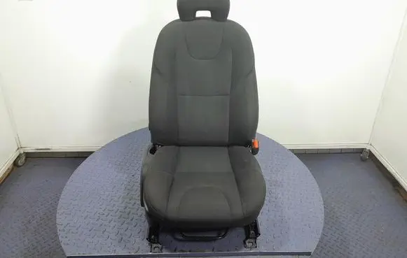 Volvo V40 Front passenger seat 