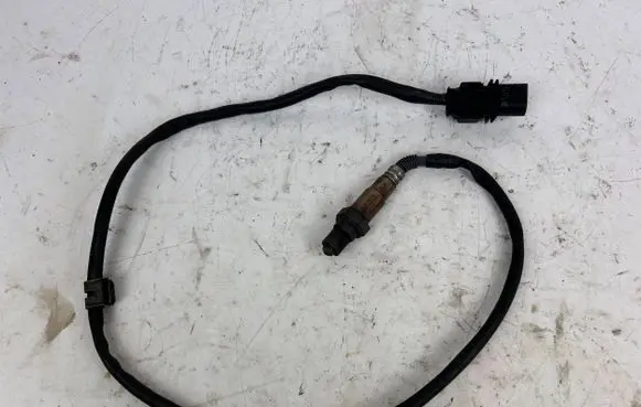BMW 5 F10 F11 Lambda probe sensor 0281004425