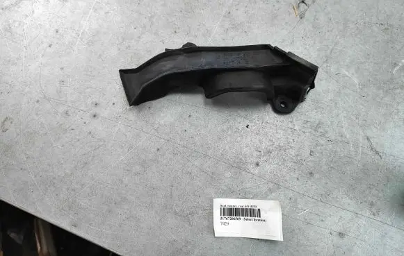 BMW 5 F10 F11 Engine compartment rubber 51767206569 7206569