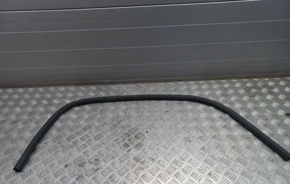 Audi A7 S7 4G Front door rubber seal 4G8831707A 4G8831707