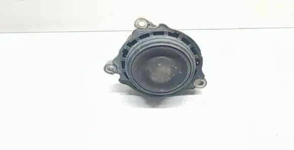 BMW 4 F32 F33 Engine mount bracket 6856405