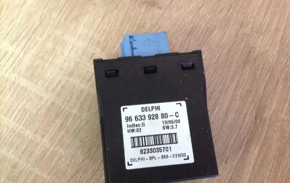 Citroen C4 I Picasso Alarm control unit/module 9663392880C