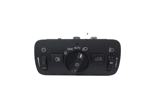 Volvo V40 Light switch 30739425