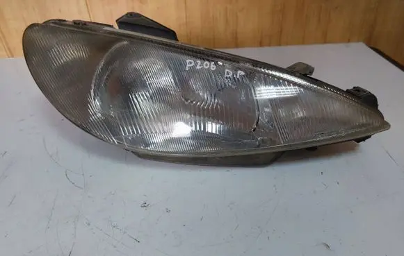 Peugeot 206 Headlight/headlamp 9632689280 67736780