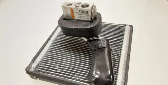 Volkswagen PASSAT B8 Air conditioning (A/C) radiator (interior) 5Q0816679