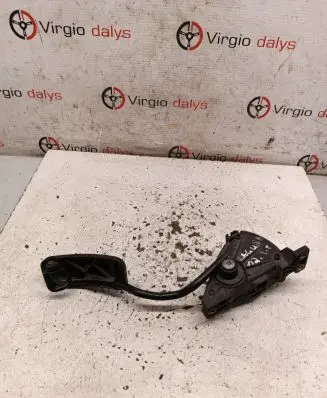 Renault Laguna II Accelerator throttle pedal 8200002905 6PV00811902