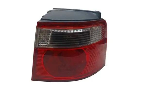 KIA Carens I Rear/tail lights
