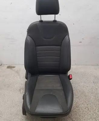 Ford Kuga II Front passenger seat 