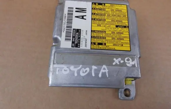 Toyota RAV 4 (XA40) Airbag control unit/module 8917042750