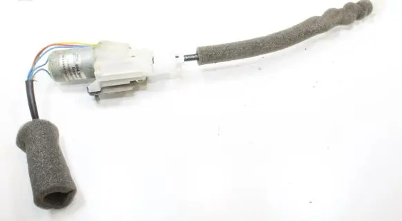 Audi A8 S8 D3 4E Seat belt adjustment motor 404840