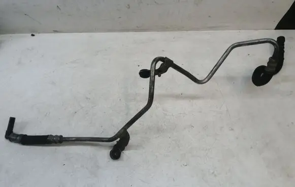 Volkswagen Phaeton Fuel line pipe