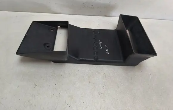 KIA Sportage Intercooler air channel guide 282772B801