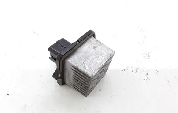 Suzuki Grand Vitara II Heater blower motor/fan resistor 022A10D