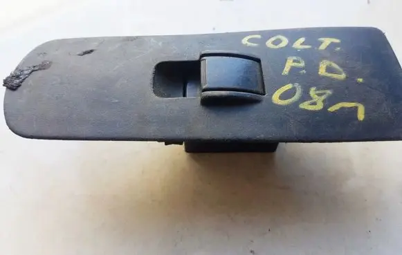 Mitsubishi Colt Electric window control switch MR587944 C8D-D411M-B
