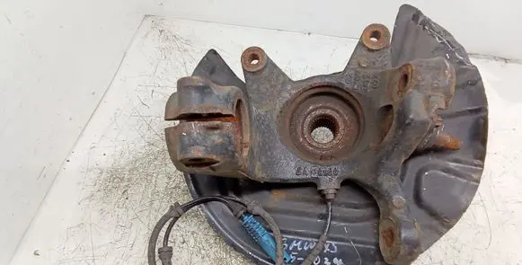 BMW X3 E83 Front wheel hub spindle knuckle 763