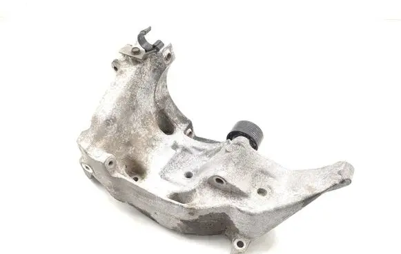BMW X5 E70 Generator/alternator bracket N57D30A