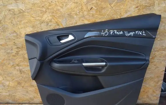 Ford Kuga II Trunk/boot side trim panel