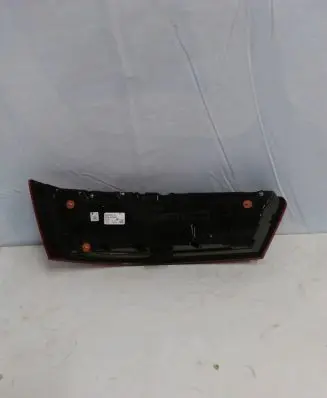 Audi Q7 4M Rear/tail lights 4M0945094C 20900201 AU733ECE
