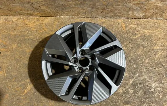 Peugeot 408 II R17 alloy rim 9844304380 C02424