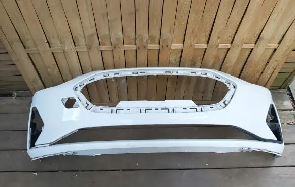 Ford Focus Front bumper JX7B17757A