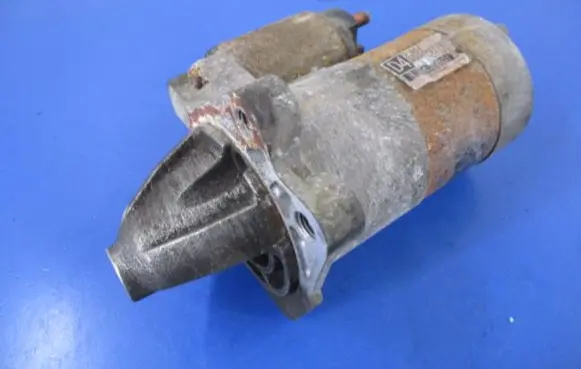 Mazda 323 F Starter motor M000T91381