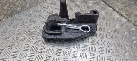 BMW 1 F20 F21 Towing hook eye 722270003 13437010