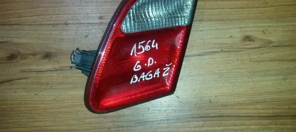 Mercedes-Benz E W210 Tailgate rear/tail lights 2108204064 Nenustatyta