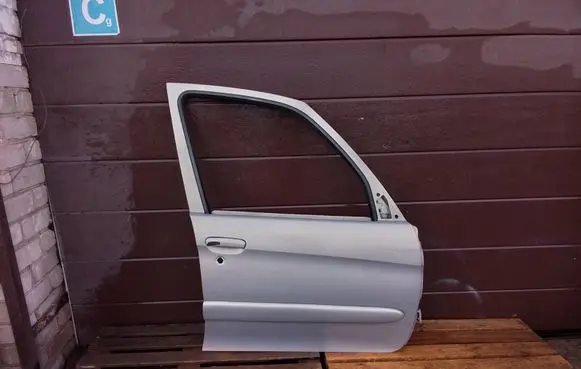 Citroen Xsara Picasso Front door