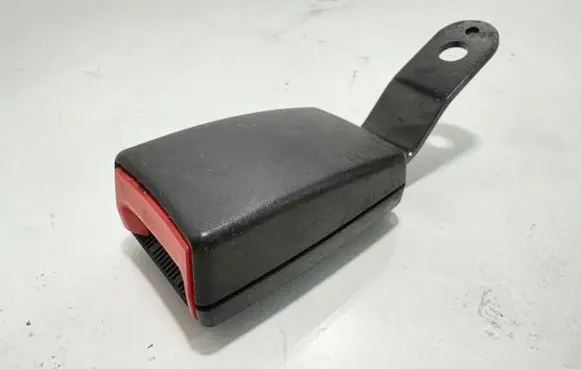 Volkswagen Transporter - Caravelle T5 Rear seatbelt buckle 7H0857739