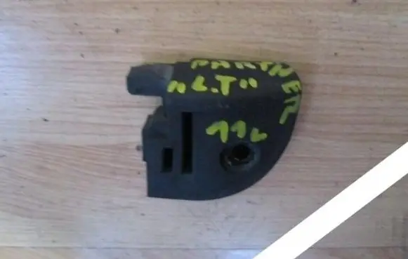 Peugeot Partner Centre console side trim front 