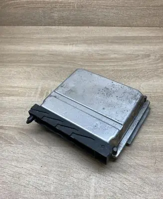 Volvo V70 Engine control unit/module ECU 09496667A 0281001776