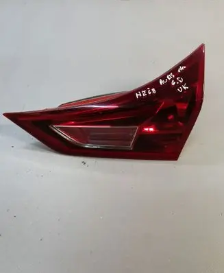 Toyota Auris E180 Tailgate rear/tail lights