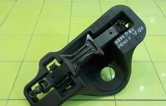 Toyota Prius (XW20) Other interior part 6477747010 NAPRAWCZY