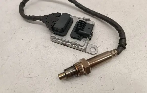 Mercedes-Benz GLC X253 C253 Lambda probe sensor A0009050914 AAA2082120000 0009050914