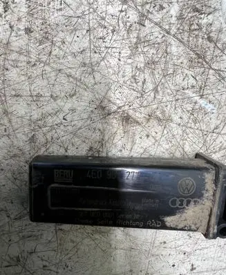 Audi A8 S8 D3 4E Tire pressure sensor 4E0907277 0078E00001 053370401001