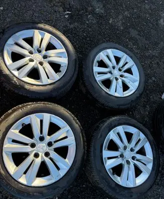 Peugeot 308 R16 alloy rim